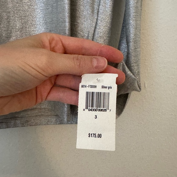 NWT Majestic Filature Soft Touch Crewneck Long Sleeve- Metallic Silver- Medium - Picture 9 of 13